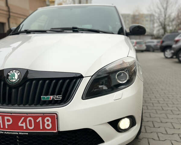 Білий Шкода Фабія, об'ємом двигуна 1.4 л та пробігом 167 тис. км за 8499 $, фото 13 на Automoto.ua