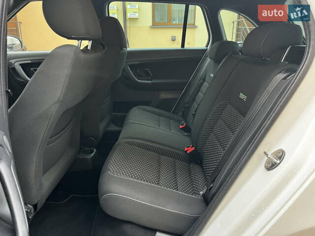 Білий Шкода Фабія, об'ємом двигуна 1.4 л та пробігом 167 тис. км за 8499 $, фото 27 на Automoto.ua