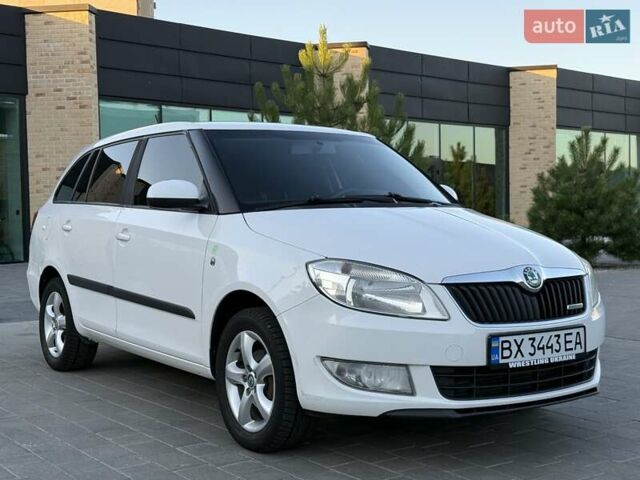 Білий Шкода Фабія, об'ємом двигуна 1.2 л та пробігом 460 тис. км за 5490 $, фото 13 на Automoto.ua
