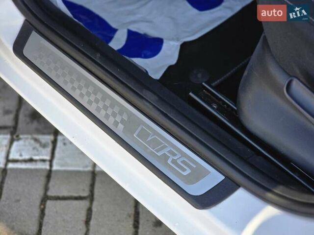 Белый Шкода Фабия, объемом двигателя 1.4 л и пробегом 188 тыс. км за 7950 $, фото 48 на Automoto.ua