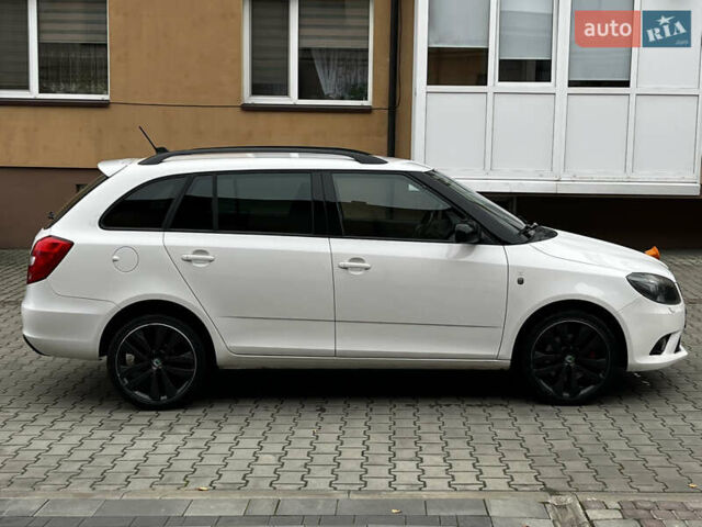 Білий Шкода Фабія, об'ємом двигуна 1.4 л та пробігом 167 тис. км за 8499 $, фото 3 на Automoto.ua