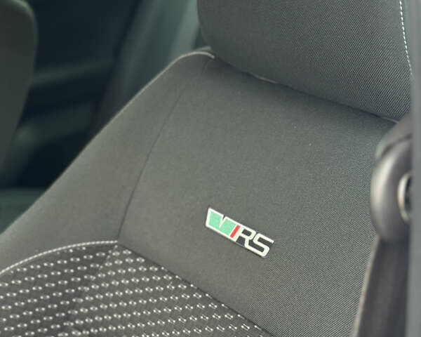 Белый Шкода Фабия, объемом двигателя 1.4 л и пробегом 188 тыс. км за 8350 $, фото 12 на Automoto.ua