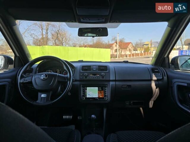 Белый Шкода Фабия, объемом двигателя 1.4 л и пробегом 188 тыс. км за 7950 $, фото 33 на Automoto.ua