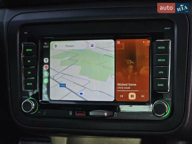 Белый Шкода Фабия, объемом двигателя 1.4 л и пробегом 188 тыс. км за 7950 $, фото 37 на Automoto.ua