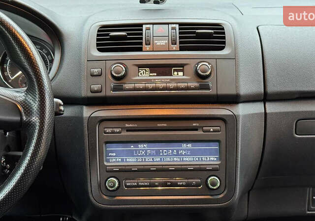 Білий Шкода Фабія, об'ємом двигуна 1.4 л та пробігом 188 тис. км за 7600 $, фото 14 на Automoto.ua