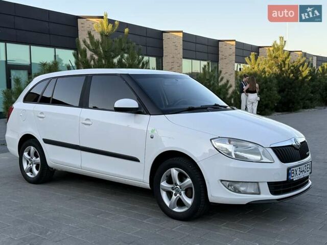 Білий Шкода Фабія, об'ємом двигуна 1.2 л та пробігом 460 тис. км за 5490 $, фото 9 на Automoto.ua