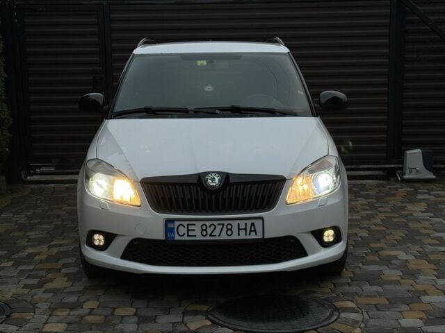 Білий Шкода Фабія, об'ємом двигуна 1.4 л та пробігом 188 тис. км за 7600 $, фото 1 на Automoto.ua