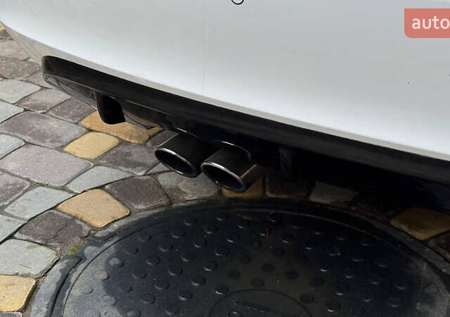 Білий Шкода Фабія, об'ємом двигуна 1.4 л та пробігом 188 тис. км за 7600 $, фото 34 на Automoto.ua