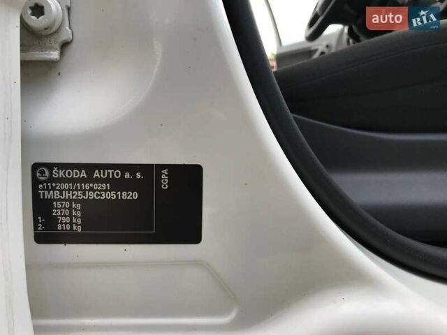 Білий Шкода Фабія, об'ємом двигуна 1.2 л та пробігом 235 тис. км за 5500 $, фото 24 на Automoto.ua