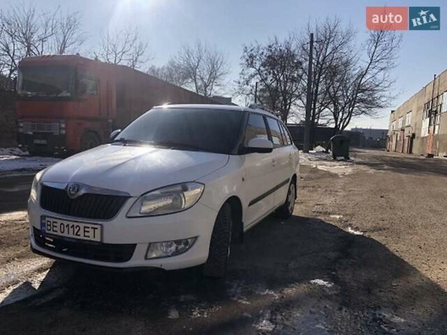 Шкода Фабія 2011 у Одесі на Automoto.ua Білий Шкода Фабія, об'ємом двигуна 1.6 л та пробігом 220 тис. км за 6500 $, фото 2 на Automoto.ua