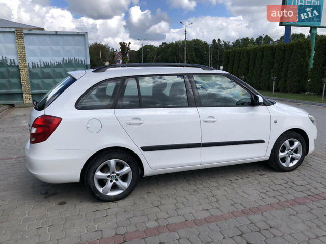 Білий Шкода Фабія, об'ємом двигуна 1.2 л та пробігом 200 тис. км за 6000 $, фото 8 на Automoto.ua