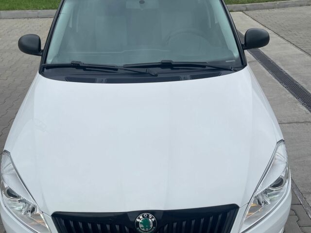 Білий Шкода Фабія, об'ємом двигуна 0 л та пробігом 248 тис. км за 5299 $, фото 9 на Automoto.ua