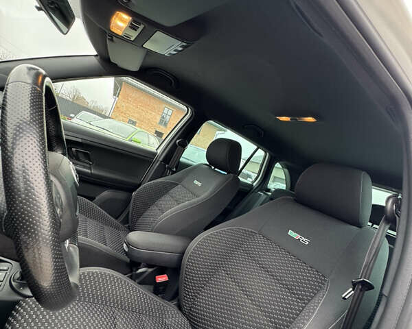 Белый Шкода Фабия, объемом двигателя 1.4 л и пробегом 188 тыс. км за 8350 $, фото 28 на Automoto.ua