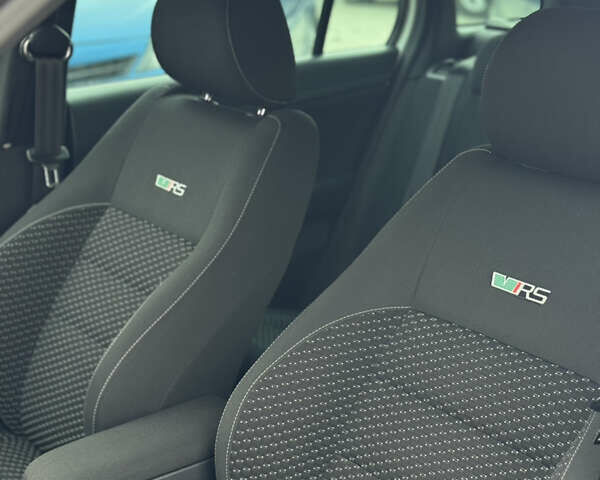 Белый Шкода Фабия, объемом двигателя 1.4 л и пробегом 188 тыс. км за 8350 $, фото 14 на Automoto.ua