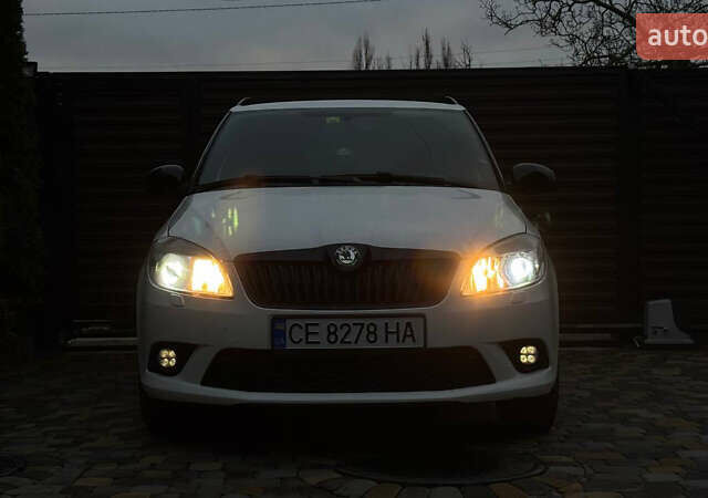 Білий Шкода Фабія, об'ємом двигуна 1.4 л та пробігом 188 тис. км за 7600 $, фото 9 на Automoto.ua