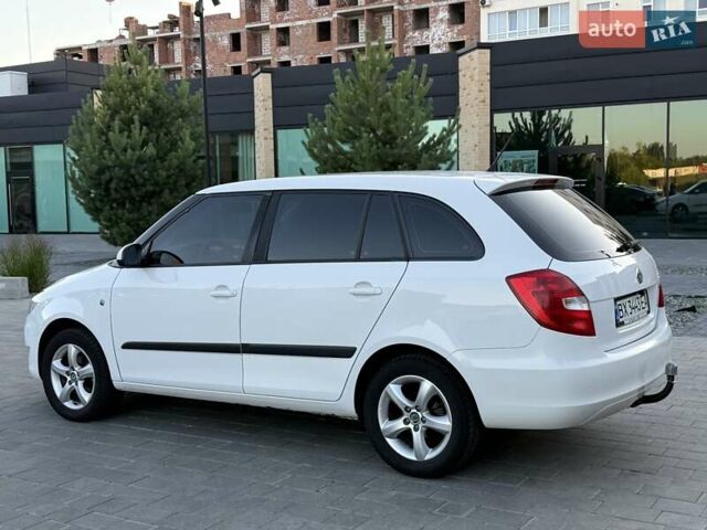 Білий Шкода Фабія, об'ємом двигуна 1.2 л та пробігом 460 тис. км за 5490 $, фото 5 на Automoto.ua
