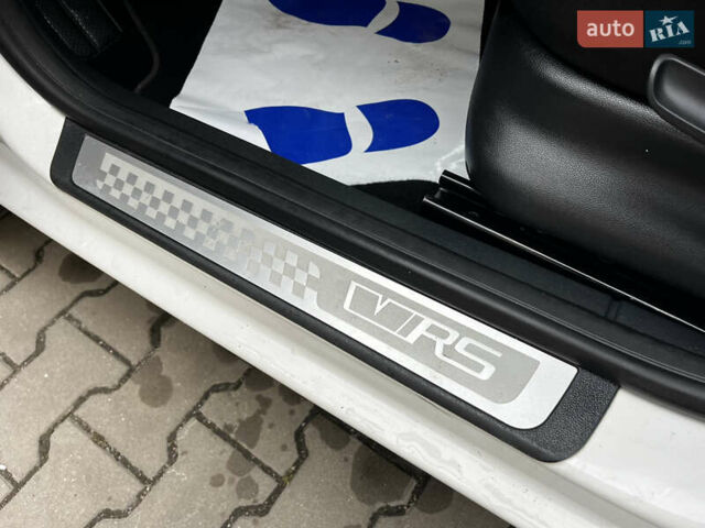 Белый Шкода Фабия, объемом двигателя 1.4 л и пробегом 167 тыс. км за 8499 $, фото 33 на Automoto.ua