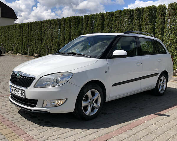 Білий Шкода Фабія, об'ємом двигуна 1.2 л та пробігом 200 тис. км за 6000 $, фото 3 на Automoto.ua