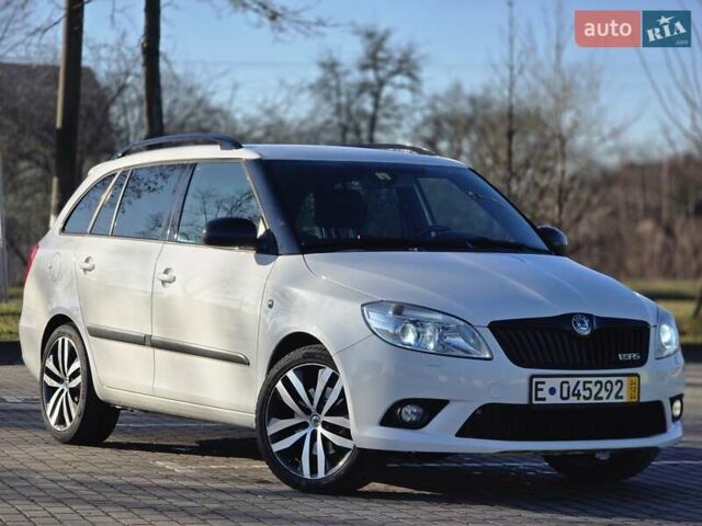 Белый Шкода Фабия, объемом двигателя 1.4 л и пробегом 188 тыс. км за 7950 $, фото 12 на Automoto.ua