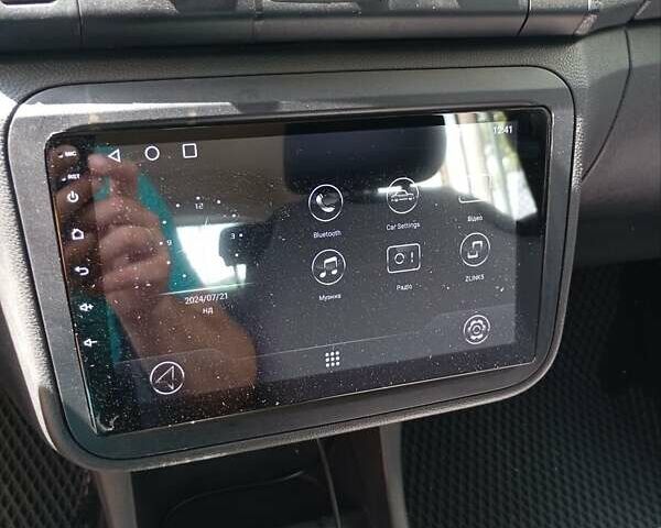 Шкода Фабія 2012 у Києві на Automoto.ua Білий Шкода Фабія, об'ємом двигуна 1.39 л та пробігом 220 тис. км за 5900 $, фото 18 на Automoto.ua