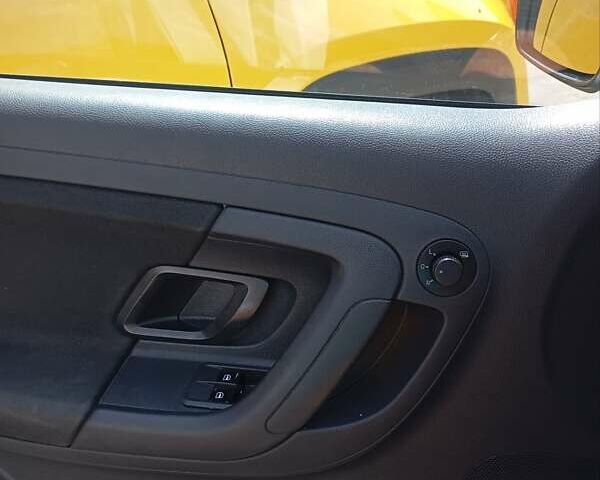 Шкода Фабія 2012 у Києві на Automoto.ua Білий Шкода Фабія, об'ємом двигуна 1.39 л та пробігом 220 тис. км за 5900 $, фото 21 на Automoto.ua