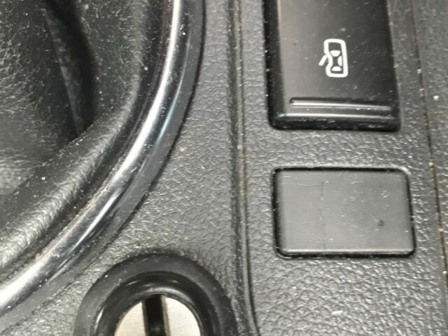 Білий Шкода Фабія, об'ємом двигуна 1.6 л та пробігом 198 тис. км за 6000 $, фото 7 на Automoto.ua