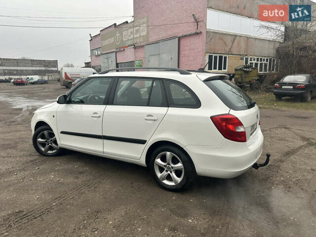 Белый Шкода Фабия, объемом двигателя 1.2 л и пробегом 180 тыс. км за 5500 $, фото 15 на Automoto.ua