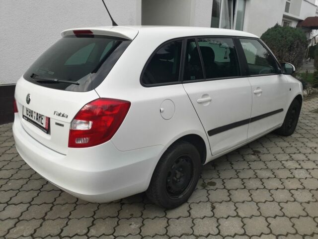 Білий Шкода Фабія, об'ємом двигуна 1.6 л та пробігом 198 тис. км за 6000 $, фото 2 на Automoto.ua