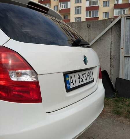 Шкода Фабія 2012 у Києві на Automoto.ua Білий Шкода Фабія, об'ємом двигуна 1.2 л та пробігом 390 тис. км за 5300 $, фото 15 на Automoto.ua
