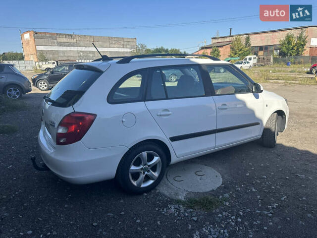 Білий Шкода Фабія, об'ємом двигуна 1.4 л та пробігом 181 тис. км за 6500 $, фото 7 на Automoto.ua