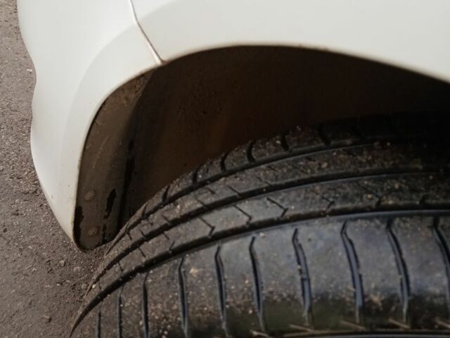 Білий Шкода Фабія, об'ємом двигуна 1.2 л та пробігом 268 тис. км за 4600 $, фото 1 на Automoto.ua