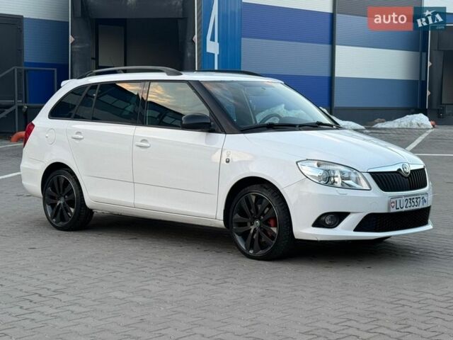 Белый Шкода Фабия, объемом двигателя 1.4 л и пробегом 170 тыс. км за 8950 $, фото 5 на Automoto.ua