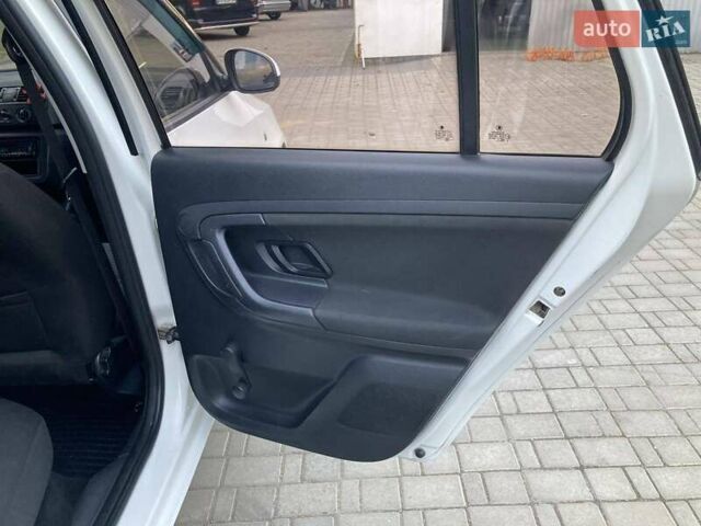 Білий Шкода Фабія, об'ємом двигуна 1.39 л та пробігом 404 тис. км за 5100 $, фото 11 на Automoto.ua