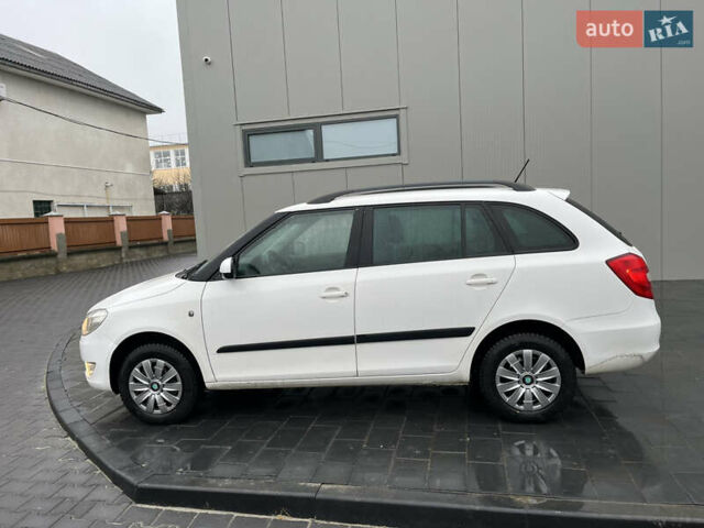 Белый Шкода Фабия, объемом двигателя 1.2 л и пробегом 179 тыс. км за 4599 $, фото 7 на Automoto.ua