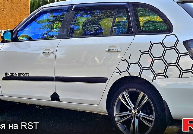 Білий Шкода Фабія, об'ємом двигуна 1.6 л та пробігом 227 тис. км за 7500 $, фото 7 на Automoto.ua