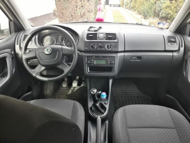 Білий Шкода Фабія, об'ємом двигуна 1.6 л та пробігом 198 тис. км за 6000 $, фото 4 на Automoto.ua