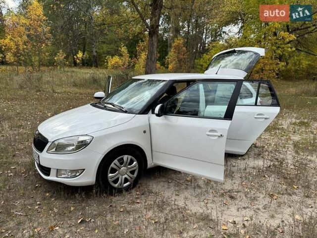 Білий Шкода Фабія, об'ємом двигуна 1.6 л та пробігом 149 тис. км за 6700 $, фото 62 на Automoto.ua