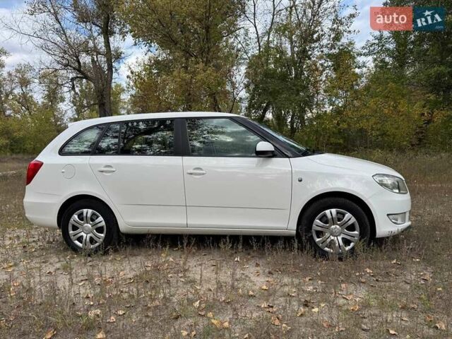 Білий Шкода Фабія, об'ємом двигуна 1.6 л та пробігом 149 тис. км за 6700 $, фото 28 на Automoto.ua
