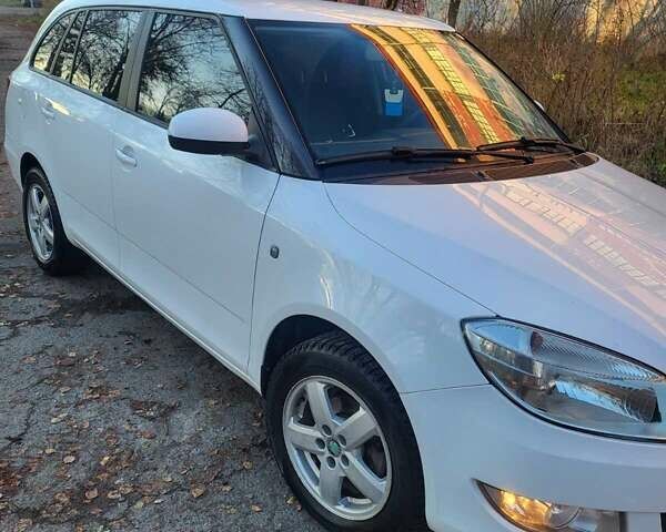 Білий Шкода Фабія, об'ємом двигуна 1.6 л та пробігом 259 тис. км за 6300 $, фото 6 на Automoto.ua
