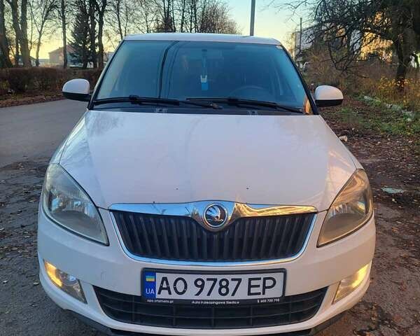 Білий Шкода Фабія, об'ємом двигуна 1.6 л та пробігом 259 тис. км за 6300 $, фото 5 на Automoto.ua