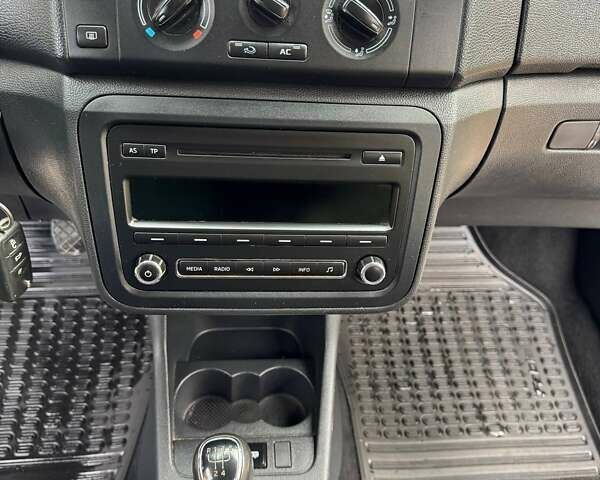 Білий Шкода Фабія, об'ємом двигуна 1.6 л та пробігом 149 тис. км за 6700 $, фото 41 на Automoto.ua