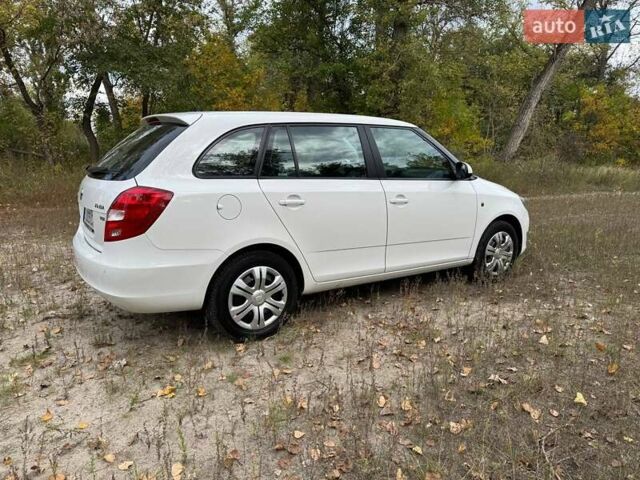 Білий Шкода Фабія, об'ємом двигуна 1.6 л та пробігом 149 тис. км за 6700 $, фото 25 на Automoto.ua