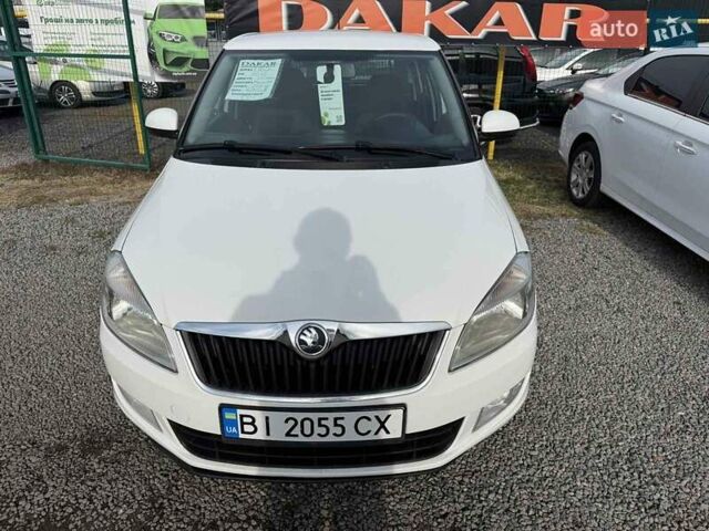 Білий Шкода Фабія, об'ємом двигуна 1.6 л та пробігом 149 тис. км за 6700 $, фото 1 на Automoto.ua
