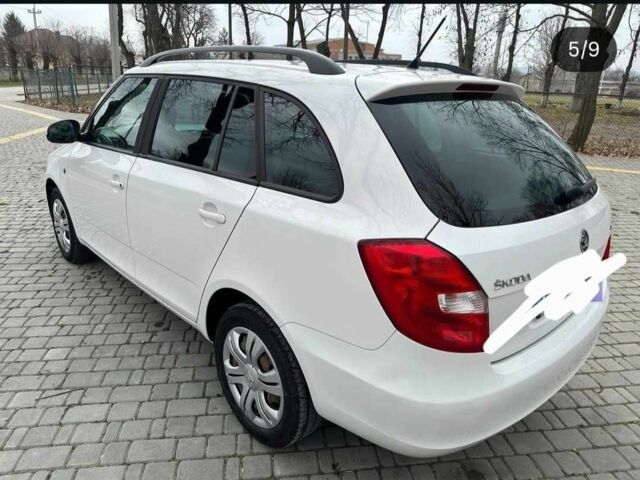 Білий Шкода Фабія, об'ємом двигуна 1.6 л та пробігом 175 тис. км за 6000 $, фото 4 на Automoto.ua