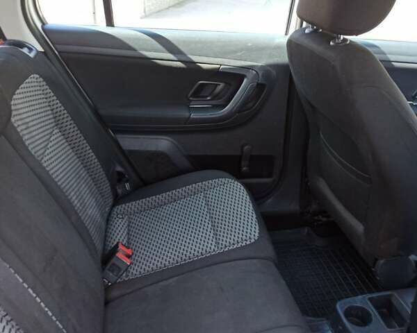 Шкода Фабія 2013 у Полтаві на Automoto.ua Білий Шкода Фабія, об'ємом двигуна 1.6 л та пробігом 278 тис. км за 5900 $, фото 13 на Automoto.ua