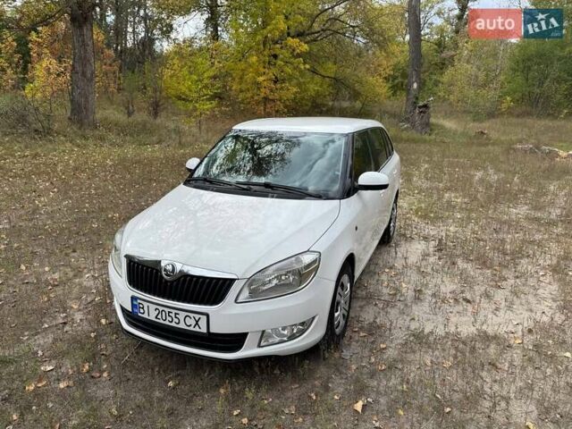 Білий Шкода Фабія, об'ємом двигуна 1.6 л та пробігом 149 тис. км за 6700 $, фото 1 на Automoto.ua