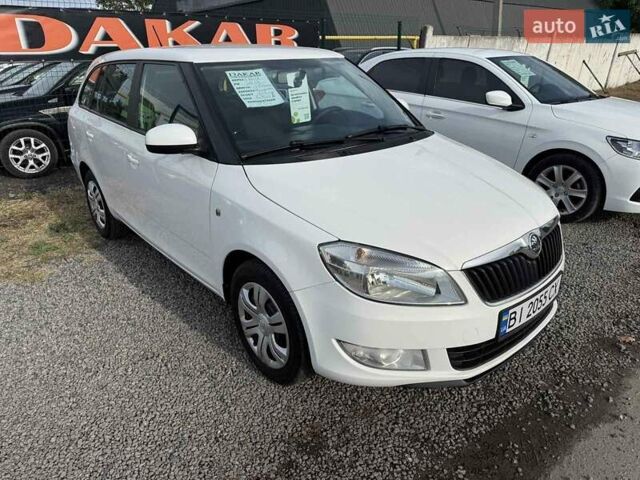 Білий Шкода Фабія, об'ємом двигуна 1.6 л та пробігом 149 тис. км за 6700 $, фото 2 на Automoto.ua