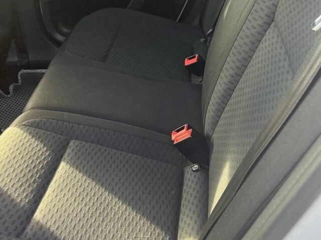 Белый Шкода Фабия, объемом двигателя 1.2 л и пробегом 192 тыс. км за 7000 $, фото 1 на Automoto.ua