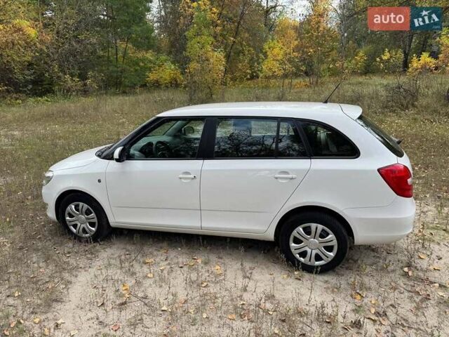 Білий Шкода Фабія, об'ємом двигуна 1.6 л та пробігом 149 тис. км за 6700 $, фото 15 на Automoto.ua