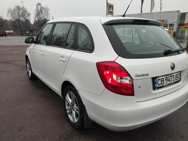 Білий Шкода Фабія, об'ємом двигуна 1.4 л та пробігом 265 тис. км за 6800 $, фото 5 на Automoto.ua